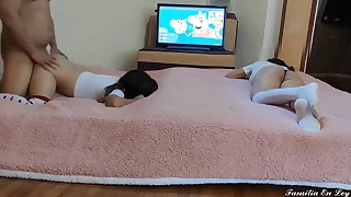 I advise my stepdaughter to entreat the brush best friend to see comics for me to tire the brush